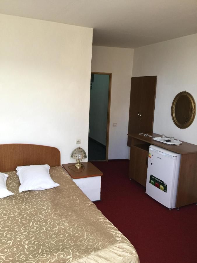 Отель Hotel Rares Ботошани-28